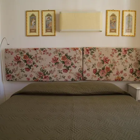 Camollia Suites Guest house
